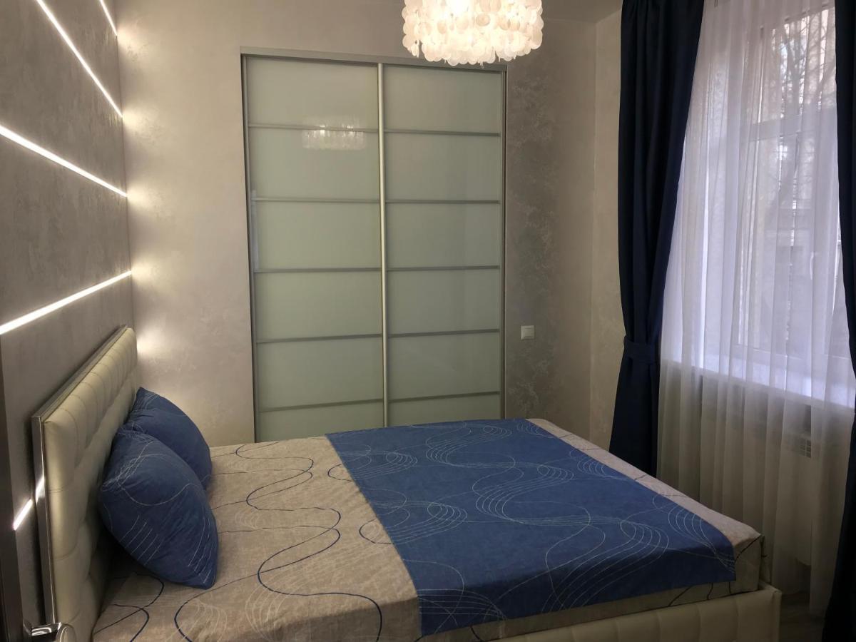 New Luxury Apartment In The Center On Konstitution Square 哈尔科夫 外观 照片